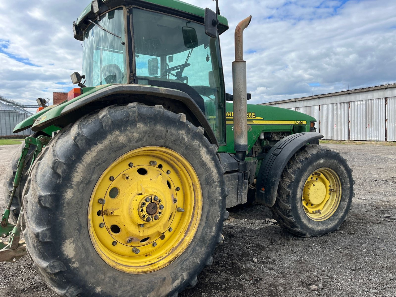 John Deere 8210 - części - kabina most zwolnica skrzynia - Ходов редуктор за Селскостопанска техника: снимка 4 John Deere 8210 - części - kabina most zwolnica skrzynia - Ходов редуктор за Селскостопанска техника: снимка 4