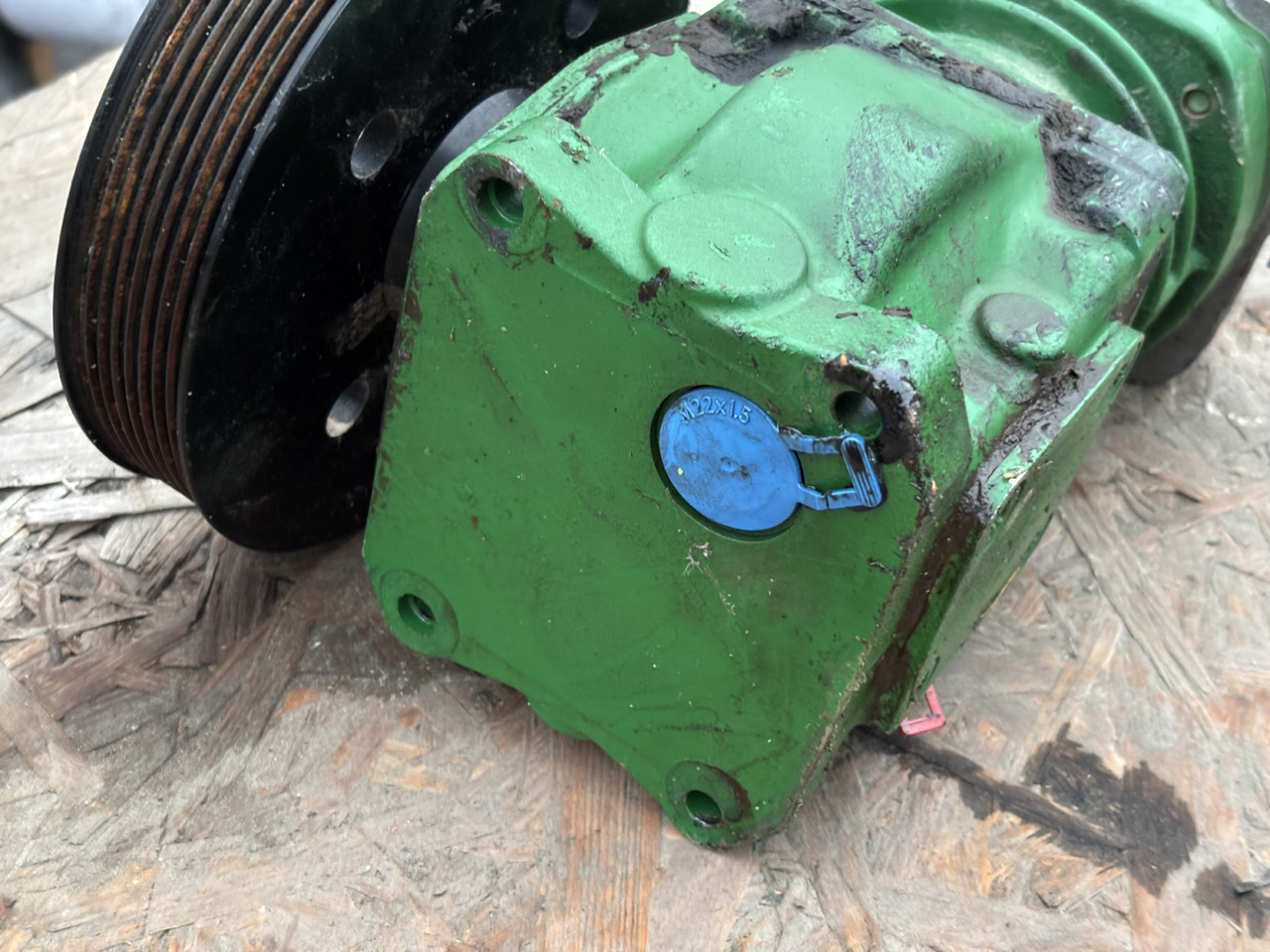John Deere 8R 8RX 250 310 370 410 Kompresor Powietrza RE585794 - Компресор за Селскостопанска техника: снимка 1 John Deere 8R 8RX 250 310 370 410 Kompresor Powietrza RE585794 - Компресор за Селскостопанска техника: снимка 1