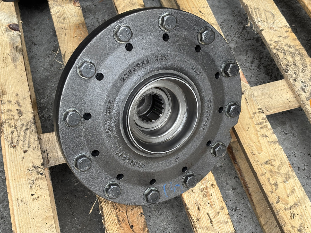 John Deere Mechanizm Różnicowy Reduktor R129583 R255179 R253935 R253934 R290636 - Диференциал за Селскостопанска техника: снимка 3 John Deere Mechanizm Różnicowy Reduktor R129583 R255179 R253935 R253934 R290636 - Диференциал за Селскостопанска техника: снимка 3