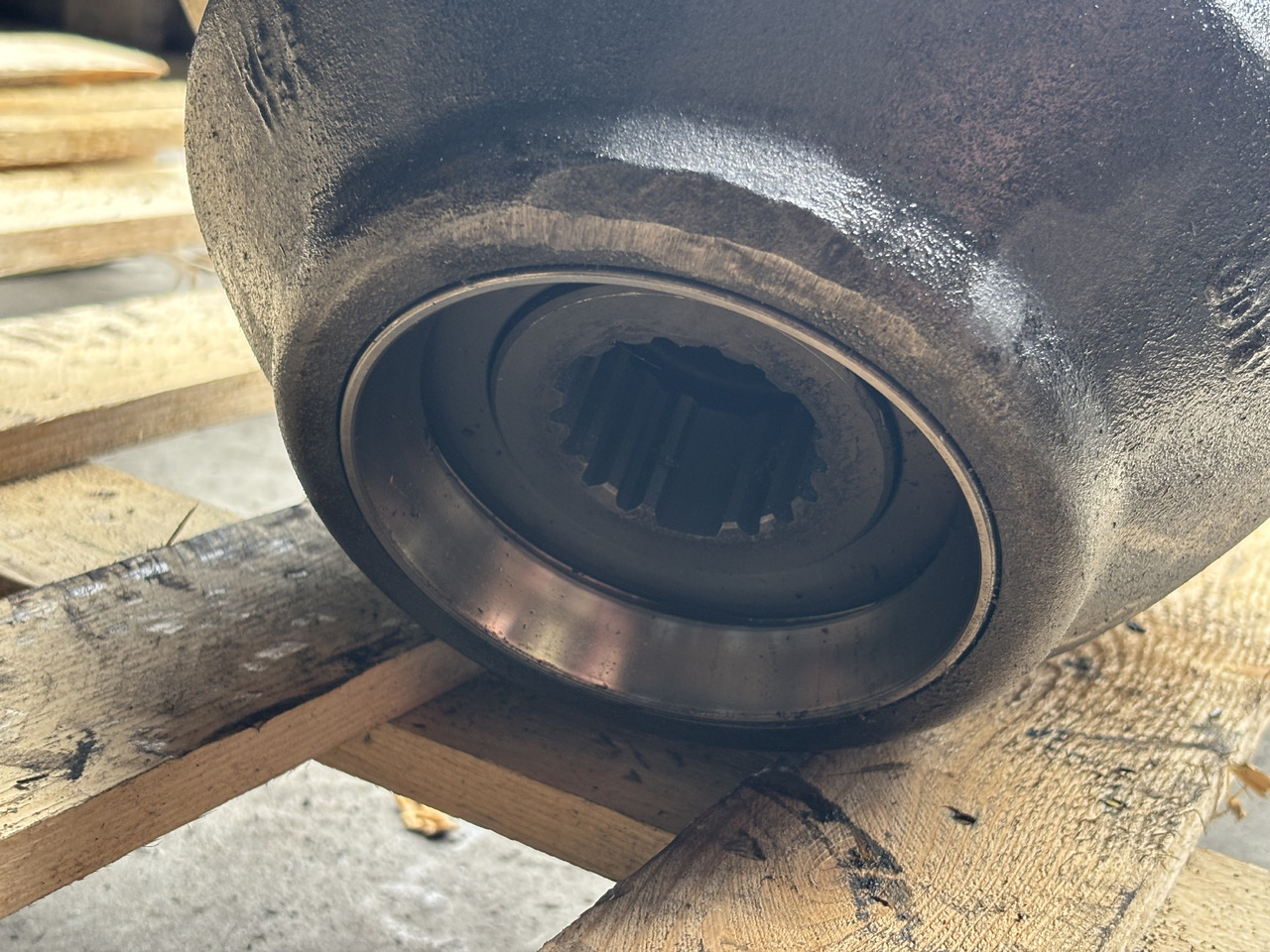 John Deere Mechanizm Różnicowy Reduktor R129583 R255179 R253935 R253934 R290636 - Диференциал за Селскостопанска техника: снимка 2 John Deere Mechanizm Różnicowy Reduktor R129583 R255179 R253935 R253934 R290636 - Диференциал за Селскостопанска техника: снимка 2