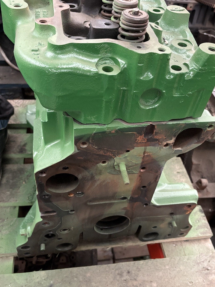 John Deere R121868 4039TL-006 4039TL 006 Blok Silnika R116569 R111949 Cylinder - Цилиндров блок за Селскостопанска техника: снимка 3 John Deere R121868 4039TL-006 4039TL 006 Blok Silnika R116569 R111949 Cylinder - Цилиндров блок за Селскостопанска техника: снимка 3