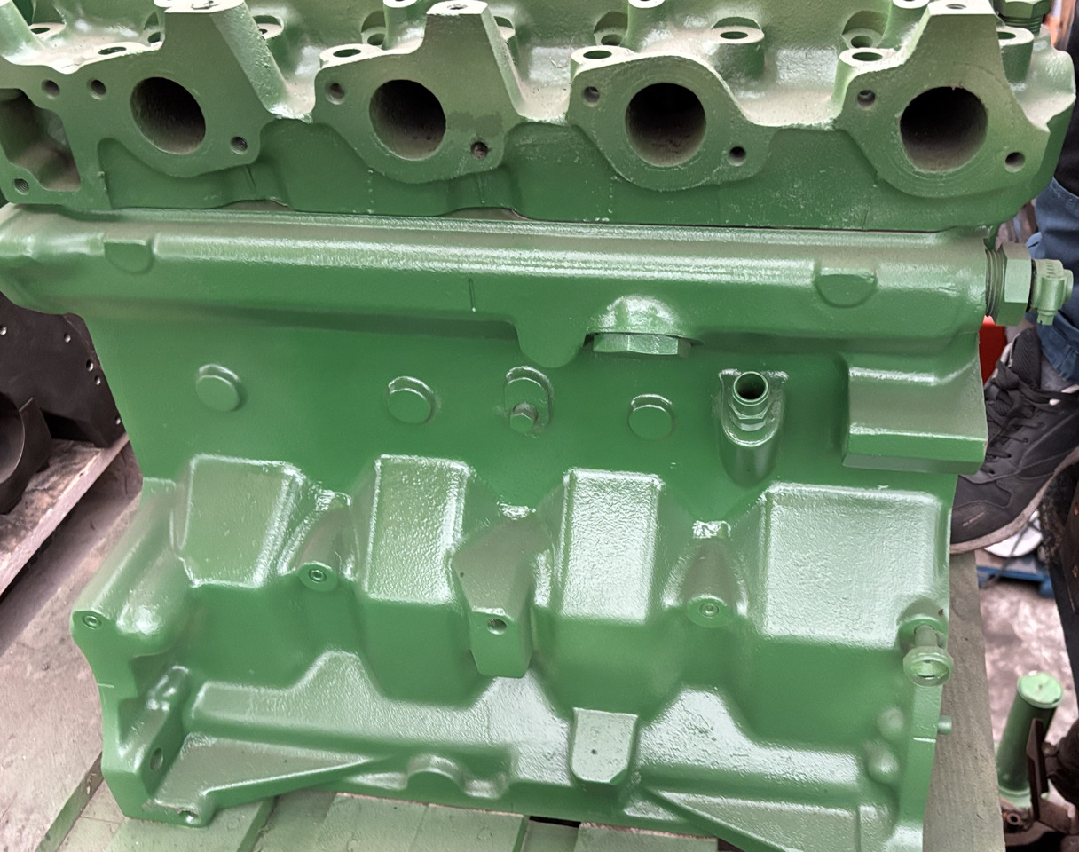 John Deere R121868 4039TL-006 4039TL 006 Blok Silnika R116569 R111949 Cylinder - Цилиндров блок за Селскостопанска техника: снимка 5 John Deere R121868 4039TL-006 4039TL 006 Blok Silnika R116569 R111949 Cylinder - Цилиндров блок за Селскостопанска техника: снимка 5
