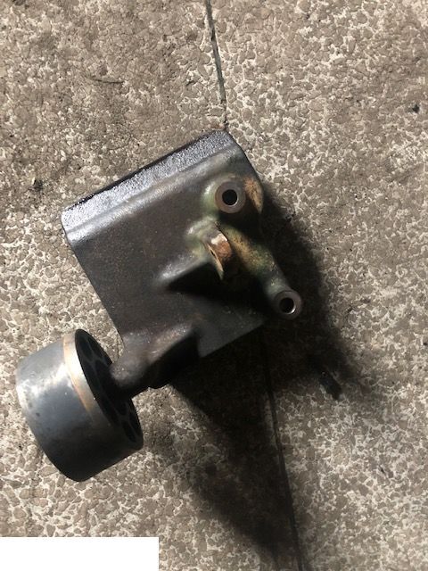 John Deere r135728 - Support Podstawa Klimatyzacji - Част от климатичната система за Селскостопанска техника: снимка 2 John Deere r135728 - Support Podstawa Klimatyzacji - Част от климатичната система за Селскостопанска техника: снимка 2