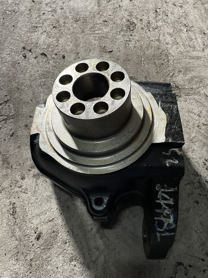 John Deere sieczkarnia 7200 7300 7400 7500 7700 7800 - zwrotnica ER145011 12863 - Шенкел за Селскостопанска техника: снимка 5 John Deere sieczkarnia 7200 7300 7400 7500 7700 7800 - zwrotnica ER145011 12863 - Шенкел за Селскостопанска техника: снимка 5