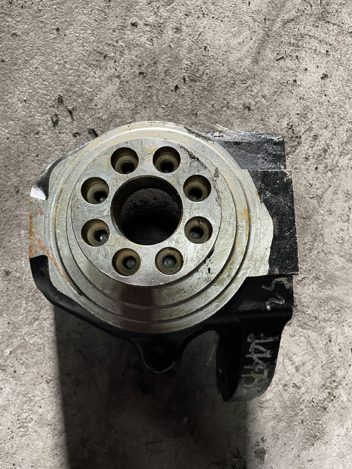 John Deere sieczkarnia 7200 7300 7400 7500 7700 7800 - zwrotnica ER145011 12863 - Шенкел за Селскостопанска техника: снимка 2 John Deere sieczkarnia 7200 7300 7400 7500 7700 7800 - zwrotnica ER145011 12863 - Шенкел за Селскостопанска техника: снимка 2