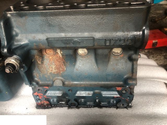 Kubota 722 - Blok Cylindrów - Цилиндров блок за Селскостопанска техника: снимка 1 Kubota 722 - Blok Cylindrów - Цилиндров блок за Селскостопанска техника: снимка 1