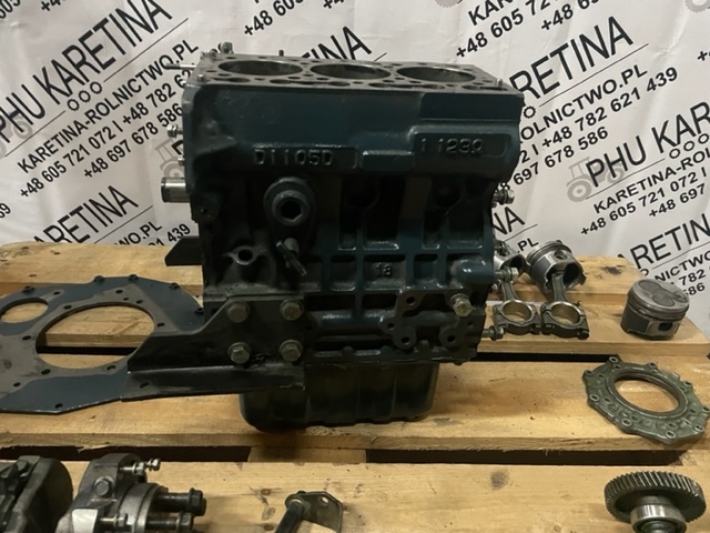 Kubota D1105 - Blok | Wał | Korbowód - Цилиндров блок за Селскостопанска техника: снимка 1 Kubota D1105 - Blok | Wał | Korbowód - Цилиндров блок за Селскостопанска техника: снимка 1