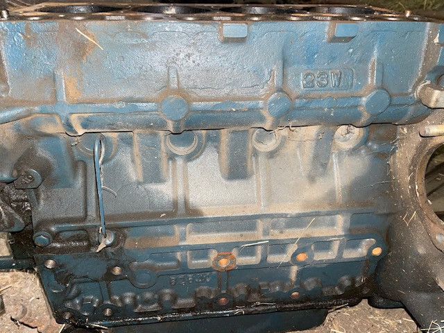 Kubota V2203 Blok cylindrów Kubota 2.197 - Цилиндров блок за Селскостопанска техника: снимка 4 Kubota V2203 Blok cylindrów Kubota 2.197 - Цилиндров блок за Селскостопанска техника: снимка 4