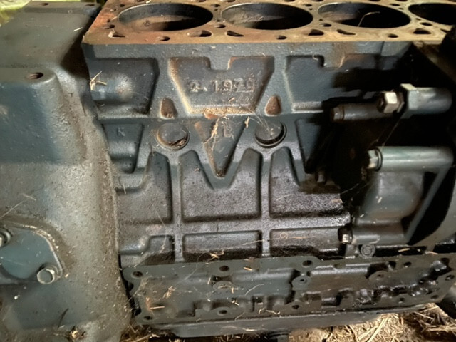 Kubota V2203 Blok cylindrów Kubota 2.197 - Цилиндров блок за Селскостопанска техника: снимка 1 Kubota V2203 Blok cylindrów Kubota 2.197 - Цилиндров блок за Селскостопанска техника: снимка 1