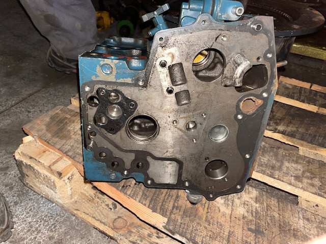 Kubota d722 blok cylindrów - Цилиндров блок за Селскостопанска техника: снимка 2 Kubota d722 blok cylindrów - Цилиндров блок за Селскостопанска техника: снимка 2