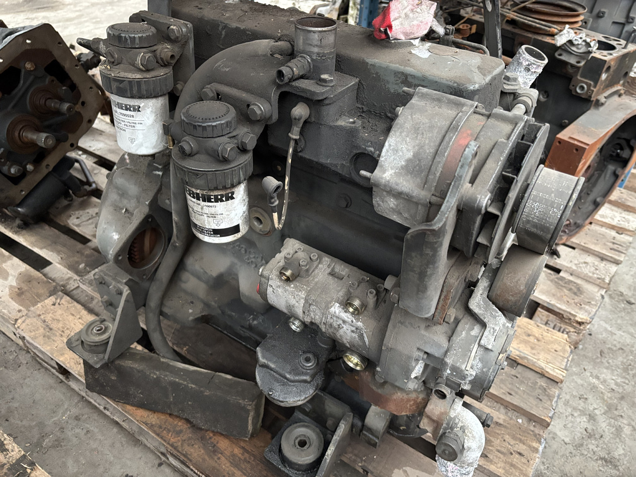 Liebherr D504 TI OI  eII 97/68FA 2001/63 Silnik CZĘŚCI - Двигател за Селскостопанска техника: снимка 1 Liebherr D504 TI OI  eII 97/68FA 2001/63 Silnik CZĘŚCI - Двигател за Селскостопанска техника: снимка 1