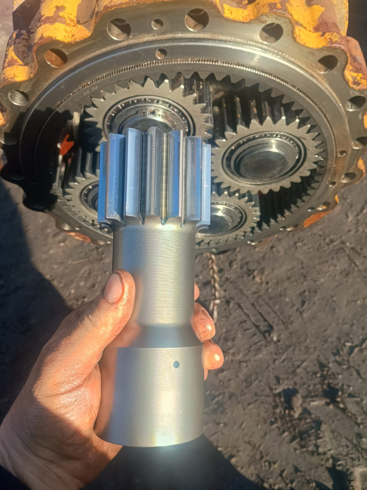 Liebherr L 550 L550 Doosan DL 250 DL250 Zwolnica Kompletna + Wał Napędu Zwolnicy - Ходов редуктор за Селскостопанска техника: снимка 3 Liebherr L 550 L550 Doosan DL 250 DL250 Zwolnica Kompletna + Wał Napędu Zwolnicy - Ходов редуктор за Селскостопанска техника: снимка 3