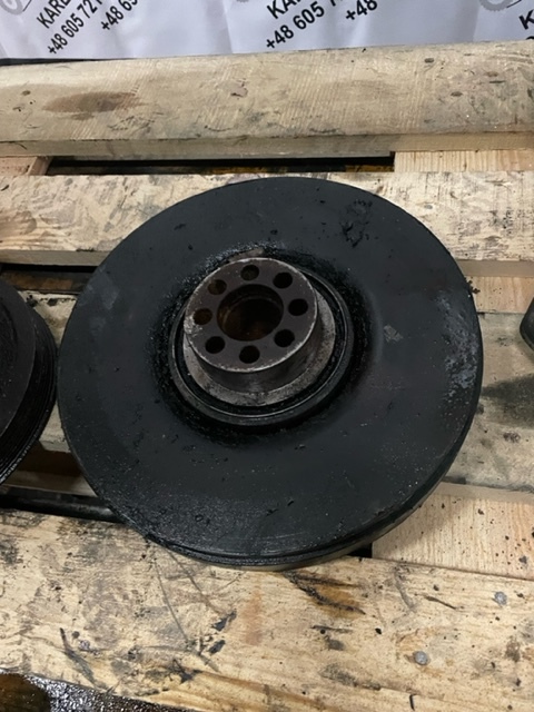 Liebherr d926 ti-e tłumik drgań koło Pasowe i inne części - Колянов вал за Строителна техника: снимка 4 Liebherr d926 ti-e tłumik drgań koło Pasowe i inne części - Колянов вал за Строителна техника: снимка 4