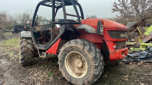 Manitou 526 zwolnica zwrotnica części - Шенкел за Селскостопанска техника: снимка 4 Manitou 526 zwolnica zwrotnica części - Шенкел за Селскостопанска техника: снимка 4