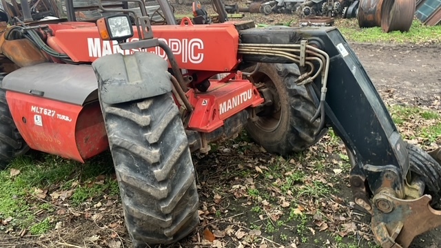 Manitou 627 zwolnica zwrotnica ramie teleskop karetka felgi części - Шенкел за Селскостопанска техника: снимка 2 Manitou 627 zwolnica zwrotnica ramie teleskop karetka felgi części - Шенкел за Селскостопанска техника: снимка 2