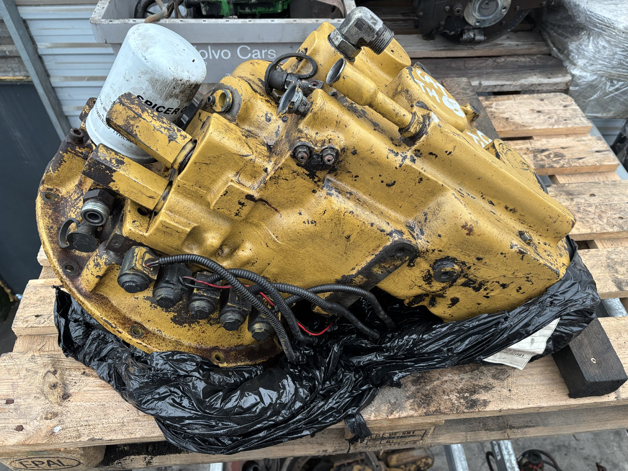 Manitou MLA628T Cat TH63 Skrzynia biegów 4205502R - Скоростна кутия за Селскостопанска техника: снимка 1 Manitou MLA628T Cat TH63 Skrzynia biegów 4205502R - Скоростна кутия за Селскостопанска техника: снимка 1