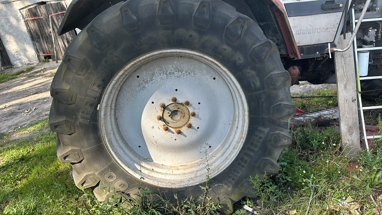 Massey Ferguson 3690 koło kompletne tylne 42 cale - Комплект колела за Селскостопанска техника: снимка 1 Massey Ferguson 3690 koło kompletne tylne 42 cale - Комплект колела за Селскостопанска техника: снимка 1