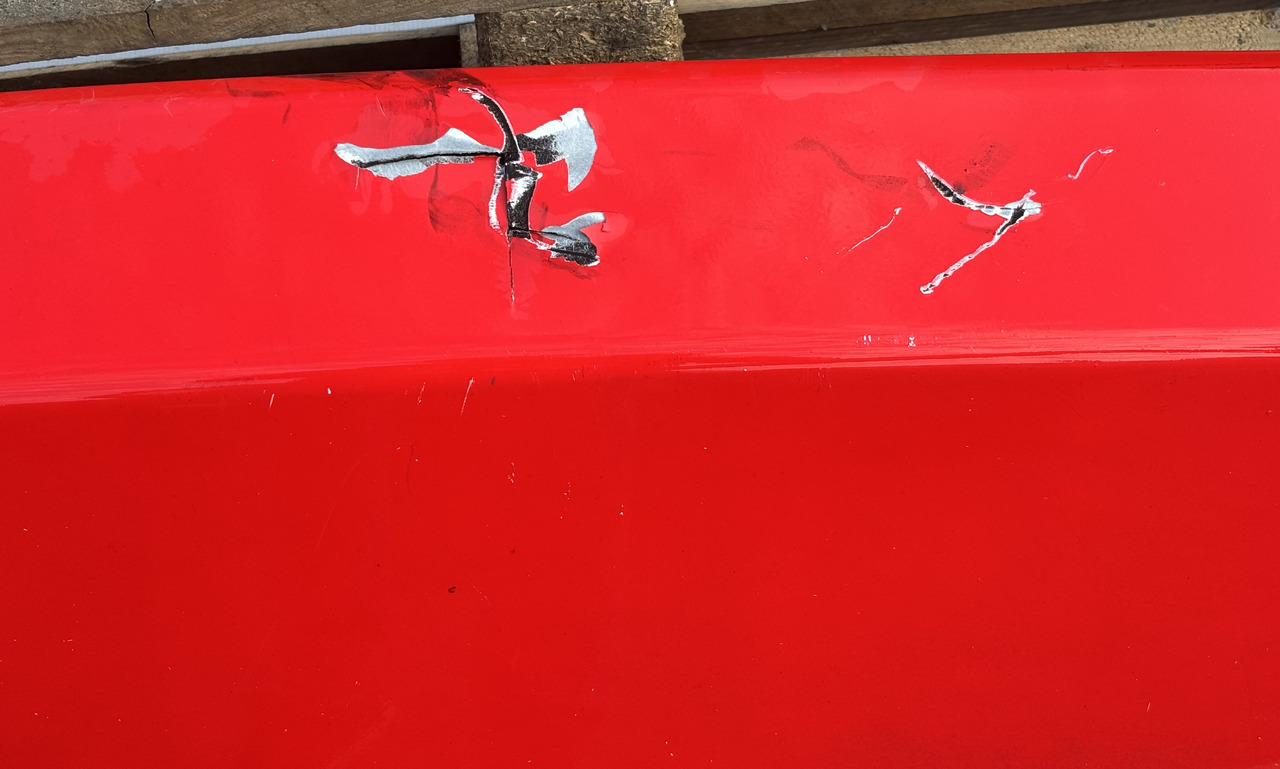 Massey Ferguson 5613 Maska - Каросерия и екстериор за Селскостопанска техника: снимка 2 Massey Ferguson 5613 Maska - Каросерия и екстериор за Селскостопанска техника: снимка 2