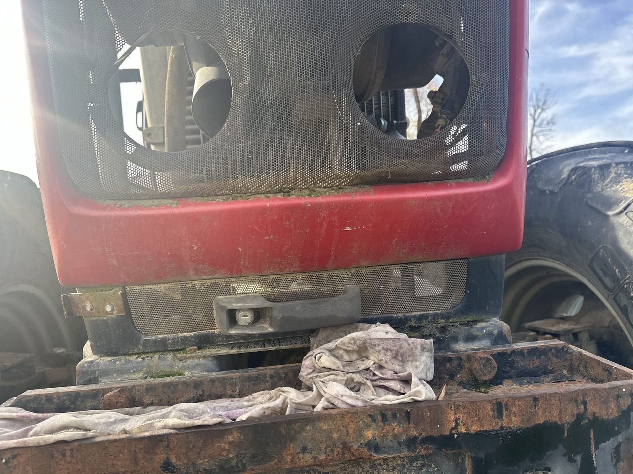 Massey Ferguson 6480 - 6499 grill przedni maska atrapa - Каросерия и екстериор за Трактор: снимка 1 Massey Ferguson 6480 - 6499 grill przedni maska atrapa - Каросерия и екстериор за Трактор: снимка 1