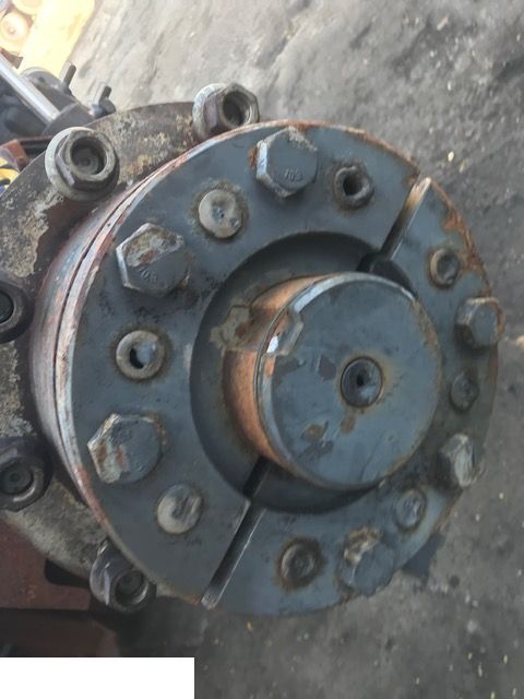 Massey Ferguson - Piasta Koła Klin Mocowanie Koła Tylnego - Ступица за Селскостопанска техника: снимка 3 Massey Ferguson - Piasta Koła Klin Mocowanie Koła Tylnego - Ступица за Селскостопанска техника: снимка 3