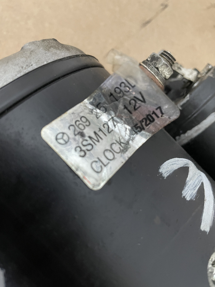 Massey Fergusson 50HX - rozrusznik 0001367040 - Стартер за Селскостопанска техника: снимка 2 Massey Fergusson 50HX - rozrusznik 0001367040 - Стартер за Селскостопанска техника: снимка 2