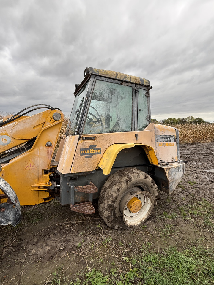 Matbro TR200 Clark Hurth Most Tylni Oś Tylnia Pochwa Obudowa Zwolnic Zwrotnica Mechanizm Różnicowy - Ходов редуктор за Селскостопанска техника: снимка 1 Matbro TR200 Clark Hurth Most Tylni Oś Tylnia Pochwa Obudowa Zwolnic Zwrotnica Mechanizm Różnicowy - Ходов редуктор за Селскостопанска техника: снимка 1
