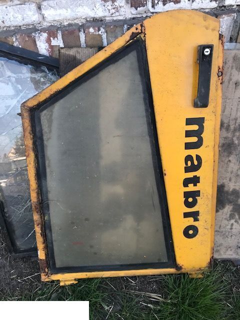 Matbro TS 270 - Drzwi - Врата и части за Подемно-транспортна техника: снимка 2 Matbro TS 270 - Drzwi - Врата и части за Подемно-транспортна техника: снимка 2