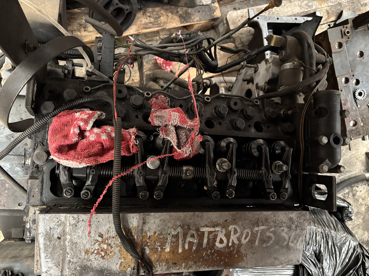 Matbro TS 300 Silnik Blok Kolektor Klawiatura Miska Olejowa Koło Pasowe CZĘŚCI - Двигател и части за Селскостопанска техника: снимка 2 Matbro TS 300 Silnik Blok Kolektor Klawiatura Miska Olejowa Koło Pasowe CZĘŚCI - Двигател и части за Селскостопанска техника: снимка 2