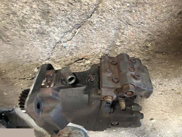 Merlo - Silnik Jazdy Hydromotor - Хидравличен мотор за Селскостопанска техника: снимка 5 Merlo - Silnik Jazdy Hydromotor - Хидравличен мотор за Селскостопанска техника: снимка 5