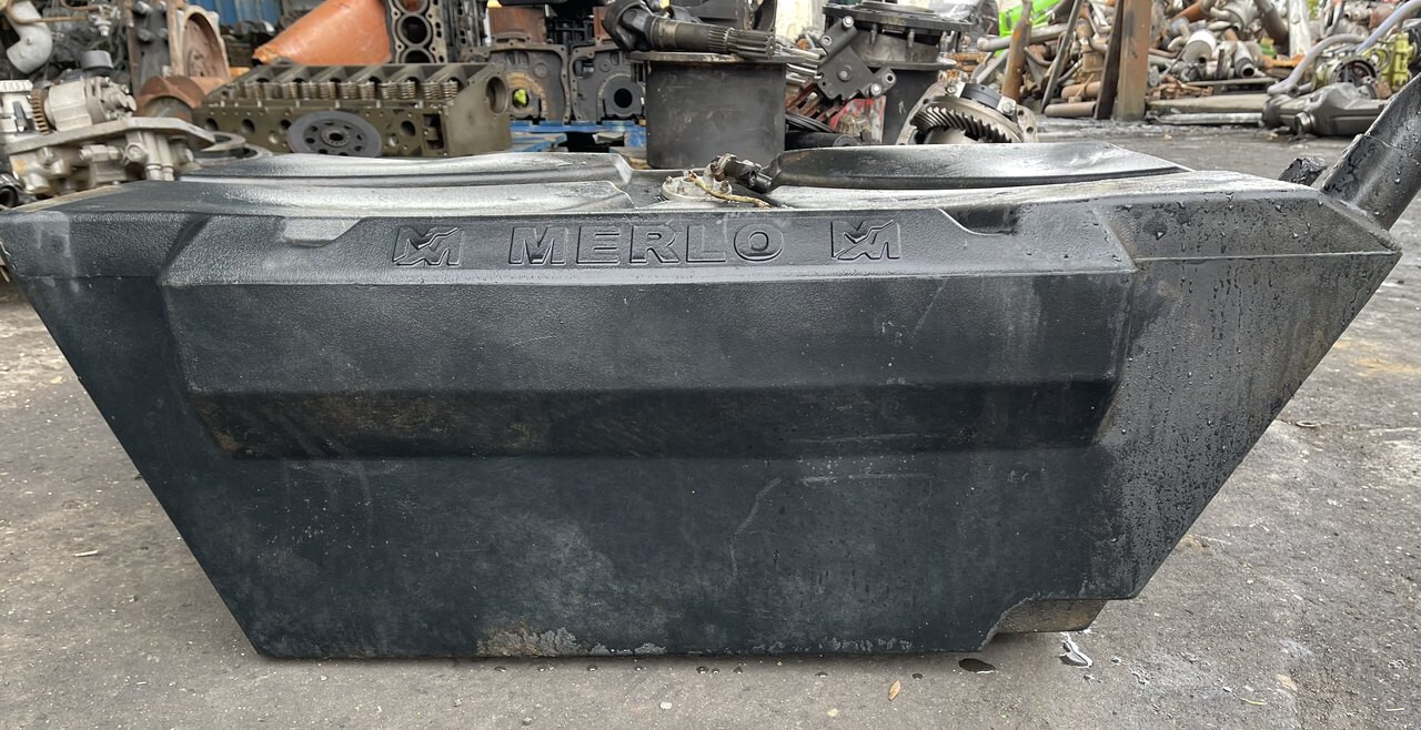 Merlo-zbiornik paliwa 40.7 - Резервоар за гориво за Телескопичен товарач: снимка 1 Merlo-zbiornik paliwa 40.7 - Резервоар за гориво за Телескопичен товарач: снимка 1