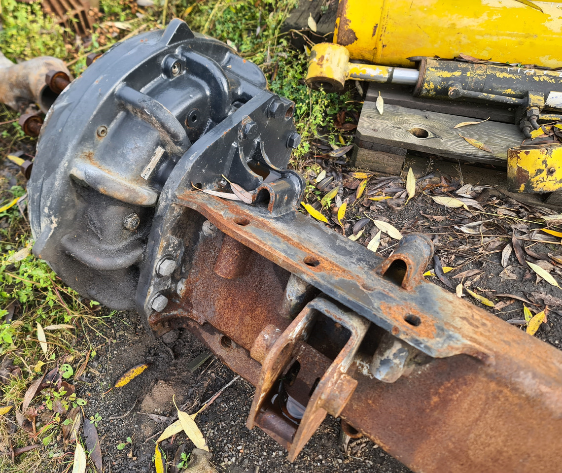 New Holland CR9.90 CX8.90 CR CX Most Zwolnica Układ Napędowy Oś Ukad Planetarny CZĘŚCI - Ходов редуктор за Селскостопанска техника: снимка 3 New Holland CR9.90 CX8.90 CR CX Most Zwolnica Układ Napędowy Oś Ukad Planetarny CZĘŚCI - Ходов редуктор за Селскостопанска техника: снимка 3