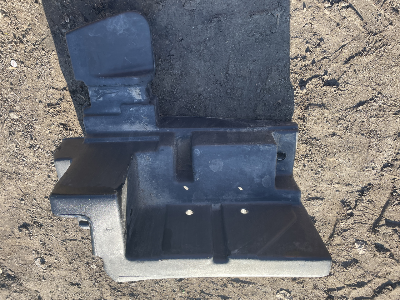 New Holland T7 - zbiornik paliwa 84601120 - Горивна система за Селскостопанска техника: снимка 1 New Holland T7 - zbiornik paliwa 84601120 - Горивна система за Селскостопанска техника: снимка 1