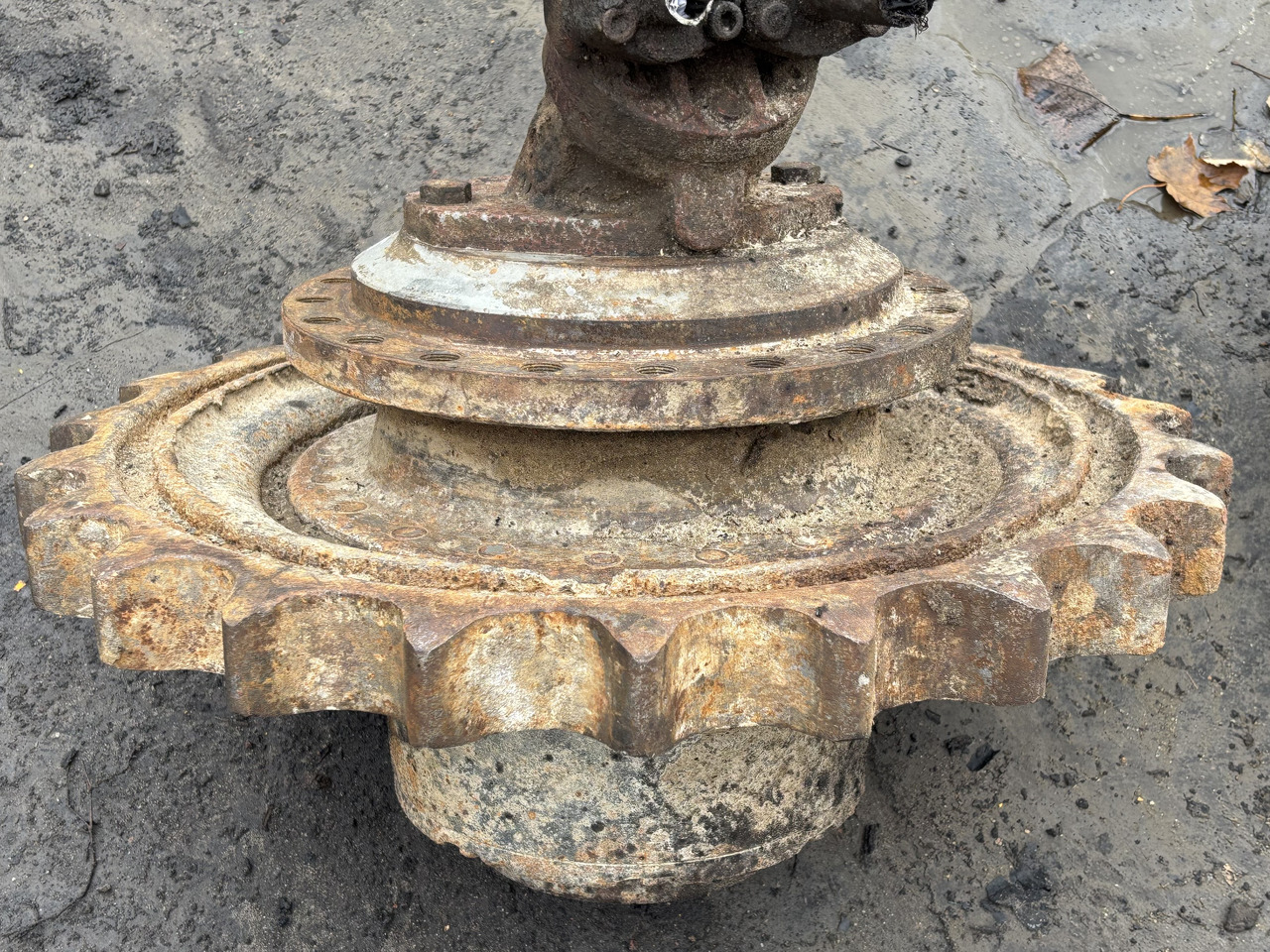 O&K OiK RH6 Zwolnica Napęd Jazdy Do Koparki CZĘŚCI - Ходов редуктор за Селскостопанска техника: снимка 2 O&K OiK RH6 Zwolnica Napęd Jazdy Do Koparki CZĘŚCI - Ходов редуктор за Селскостопанска техника: снимка 2