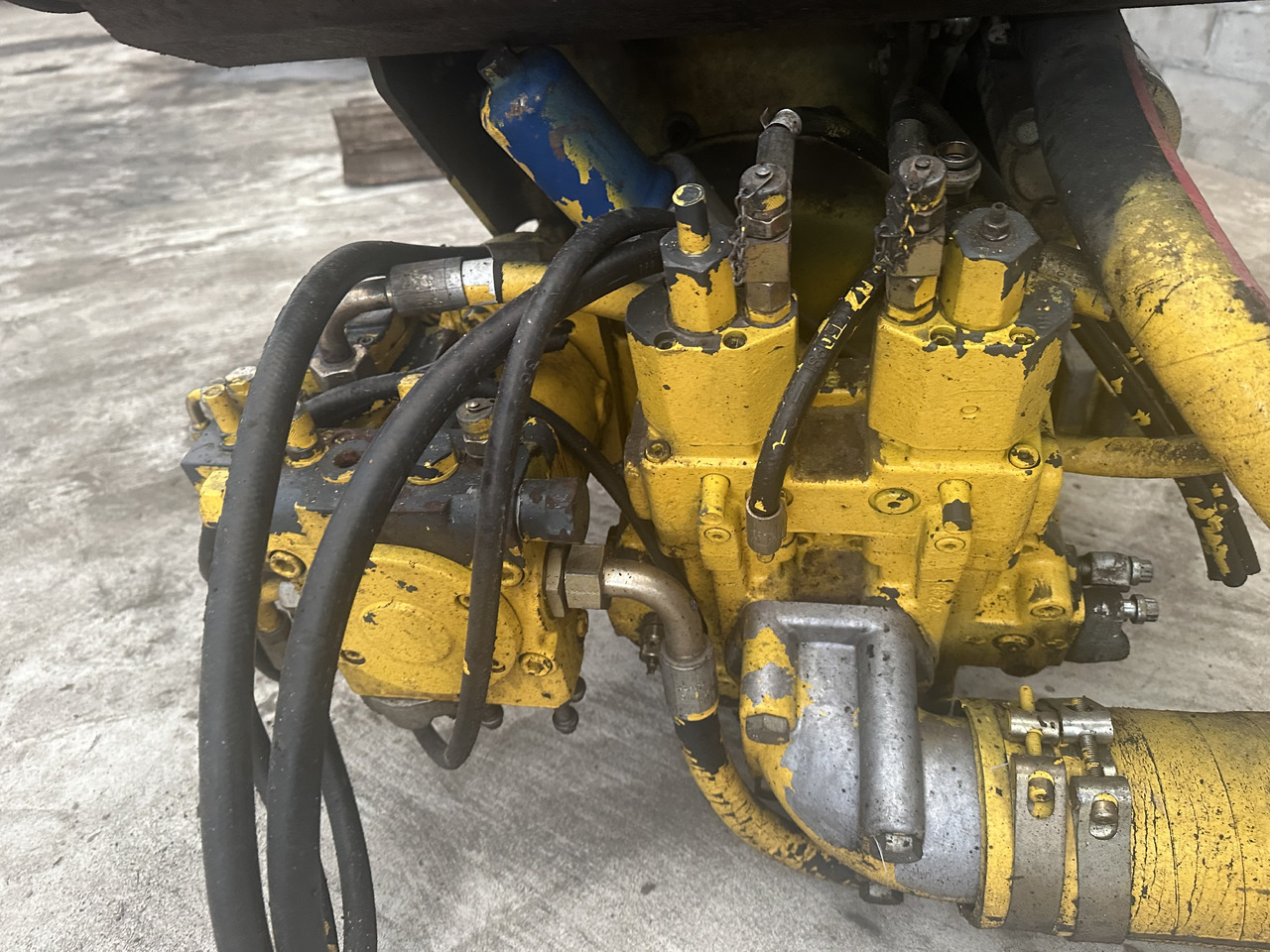 POMPA HYDRAULICZNA O&K 2403136 2460362 RH 5 6 - Хидравлична помпа за Селскостопанска техника: снимка 3 POMPA HYDRAULICZNA O&K 2403136 2460362 RH 5 6 - Хидравлична помпа за Селскостопанска техника: снимка 3