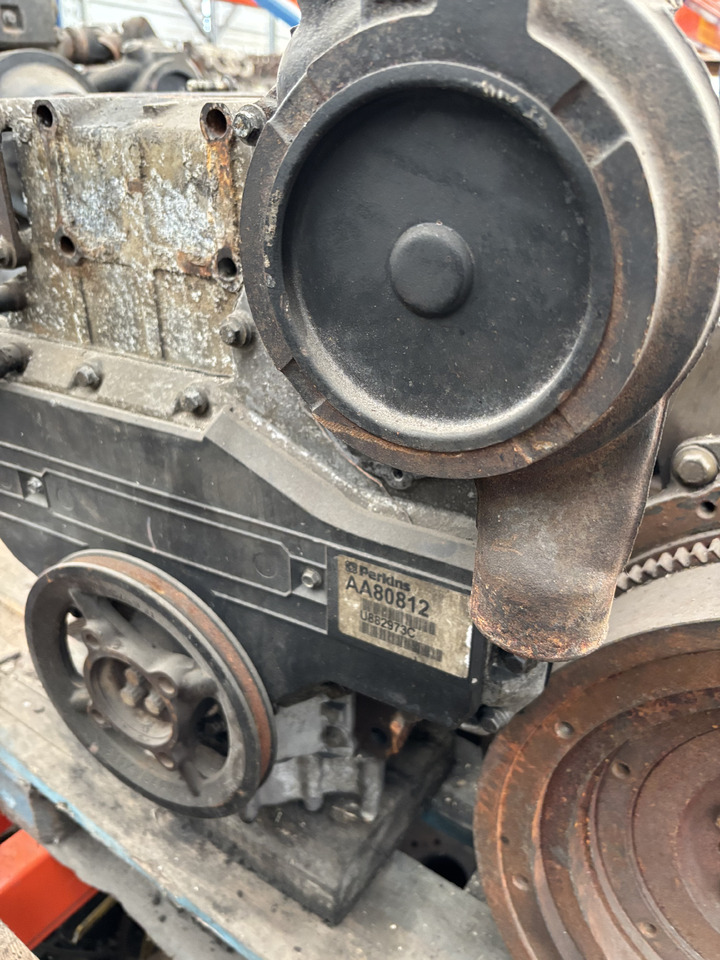 Perkins 1004 1004-40T Silnik Blok Silnika Koło Zamachowe Wał CZĘŚCI - Маховик за Селскостопанска техника: снимка 2 Perkins 1004 1004-40T Silnik Blok Silnika Koło Zamachowe Wał CZĘŚCI - Маховик за Селскостопанска техника: снимка 2