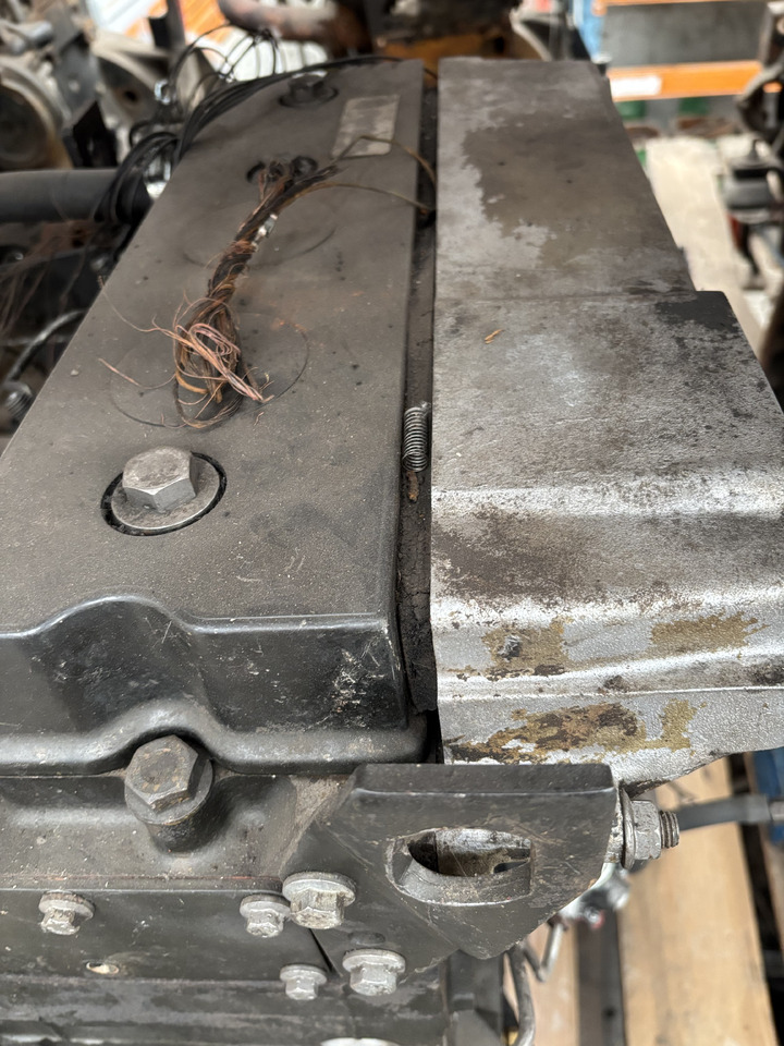 Perkins 1727/2200 Silnik Blok Pokrywa Koło Zamachowe Wał Miska CZĘŚCI - Маховик за Селскостопанска техника: снимка 3 Perkins 1727/2200 Silnik Blok Pokrywa Koło Zamachowe Wał Miska CZĘŚCI - Маховик за Селскостопанска техника: снимка 3