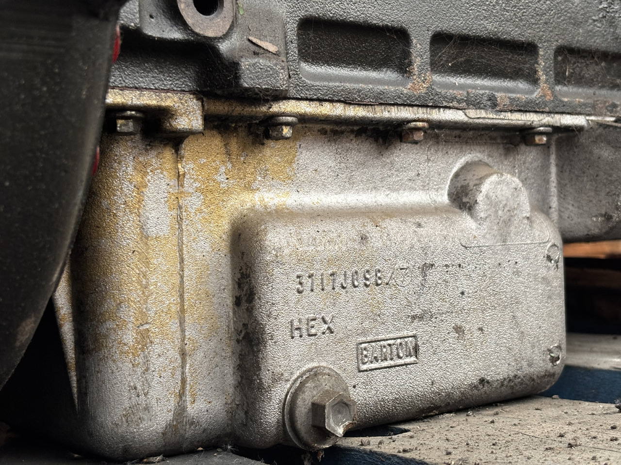 Perkins 1985/2300 Silnik Blok Koło Zamachowe Wał Miska Olejowa CZĘŚCI - Маховик за Селскостопанска техника: снимка 4 Perkins 1985/2300 Silnik Blok Koło Zamachowe Wał Miska Olejowa CZĘŚCI - Маховик за Селскостопанска техника: снимка 4