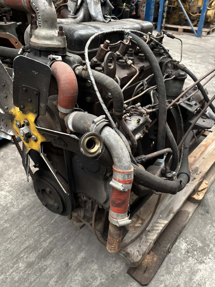 Perkins 4.236 Silnik Kompletny Pompa Hydrauliczna 3777E01B - Хидравлична помпа за Селскостопанска техника: снимка 2 Perkins 4.236 Silnik Kompletny Pompa Hydrauliczna 3777E01B - Хидравлична помпа за Селскостопанска техника: снимка 2