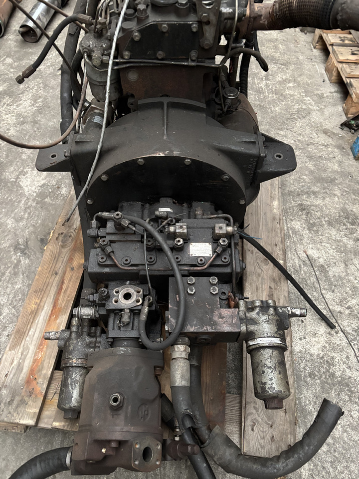 Perkins 4.236 Silnik Kompletny Pompa Hydrauliczna 3777E01B - Хидравлична помпа за Селскостопанска техника: снимка 1 Perkins 4.236 Silnik Kompletny Pompa Hydrauliczna 3777E01B - Хидравлична помпа за Селскостопанска техника: снимка 1