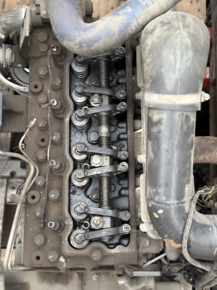 Perkins AP - 1004.40 AR, AS - 1004.42 Silnik Kolektor Miska Olejowa Klawiatura CZĘŚCI - Двигател и части за Строителна техника: снимка 2 Perkins AP - 1004.40 AR, AS - 1004.42 Silnik Kolektor Miska Olejowa Klawiatura CZĘŚCI - Двигател и части за Строителна техника: снимка 2