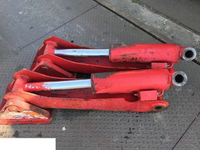 Podpory Manitou MT 1233s - Рама/ Шаси за Подемно-транспортна техника: снимка 3 Podpory Manitou MT 1233s - Рама/ Шаси за Подемно-транспортна техника: снимка 3