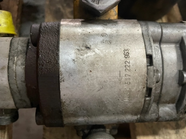 Pompa zębata Rexroth 0510466304 51517222962/1517222963/1517222452 - Хидравлична помпа за Строителна техника: снимка 3 Pompa zębata Rexroth 0510466304 51517222962/1517222963/1517222452 - Хидравлична помпа за Строителна техника: снимка 3