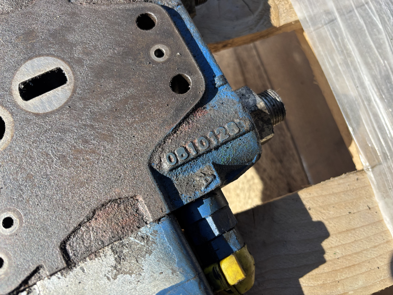 Rexroth Zawór hydrauliczny 08101287 - Хидравличен клапан за Селскостопанска техника: снимка 1 Rexroth Zawór hydrauliczny 08101287 - Хидравличен клапан за Селскостопанска техника: снимка 1