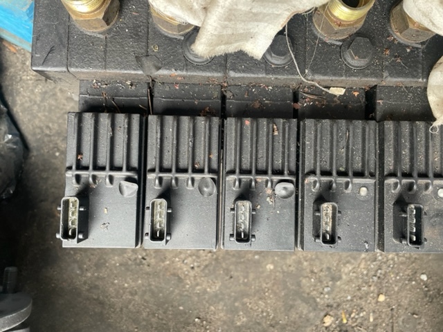 Sauer danfoss 157B4735 - Блок за управление за Селскостопанска техника: снимка 2 Sauer danfoss 157B4735 - Блок за управление за Селскостопанска техника: снимка 2