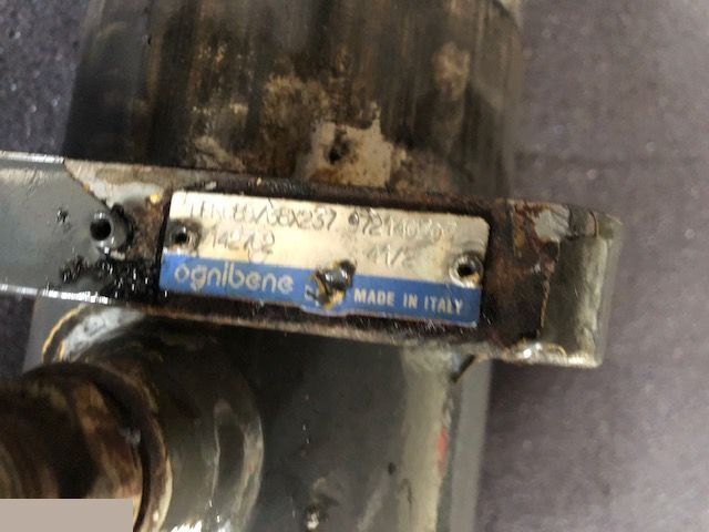 Siłownik Skrętu Claas Ranger - Хидравличен цилиндър за Телескопичен товарач: снимка 1 Siłownik Skrętu Claas Ranger - Хидравличен цилиндър за Телескопичен товарач: снимка 1