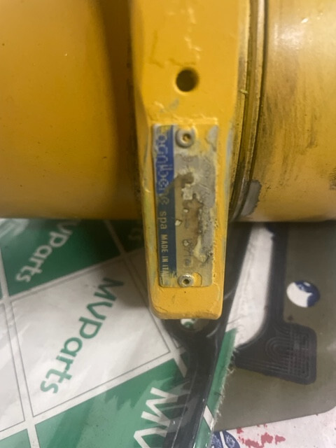 Siłownik skrętu Cat th360 , th330 , th220 - Хидравличен цилиндър за Телескопичен товарач: снимка 3 Siłownik skrętu Cat th360 , th330 , th220 - Хидравличен цилиндър за Телескопичен товарач: снимка 3