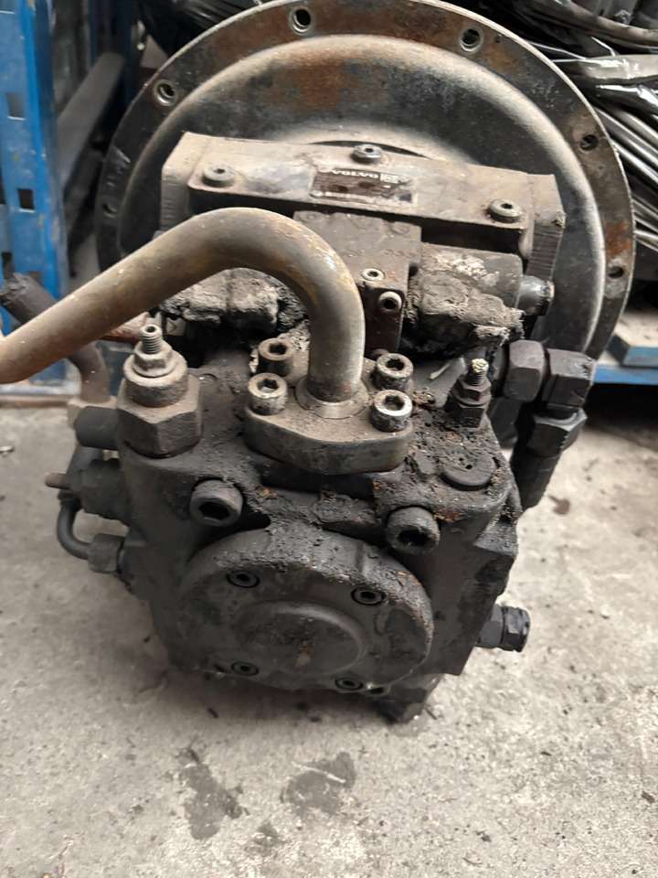 VOLVO L30 L30G Pompa hydrauliczna 15222842 R902207155 - Хидравлична помпа за Селскостопанска техника: снимка 5 VOLVO L30 L30G Pompa hydrauliczna 15222842 R902207155 - Хидравлична помпа за Селскостопанска техника: снимка 5