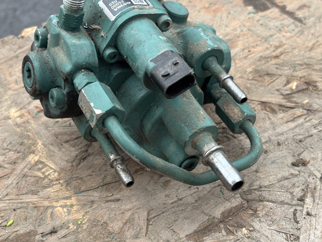 VOLVO Pompa wysokiego ciśnienia 22208234 - Горивна помпа за Камион: снимка 4 VOLVO Pompa wysokiego ciśnienia 22208234 - Горивна помпа за Камион: снимка 4