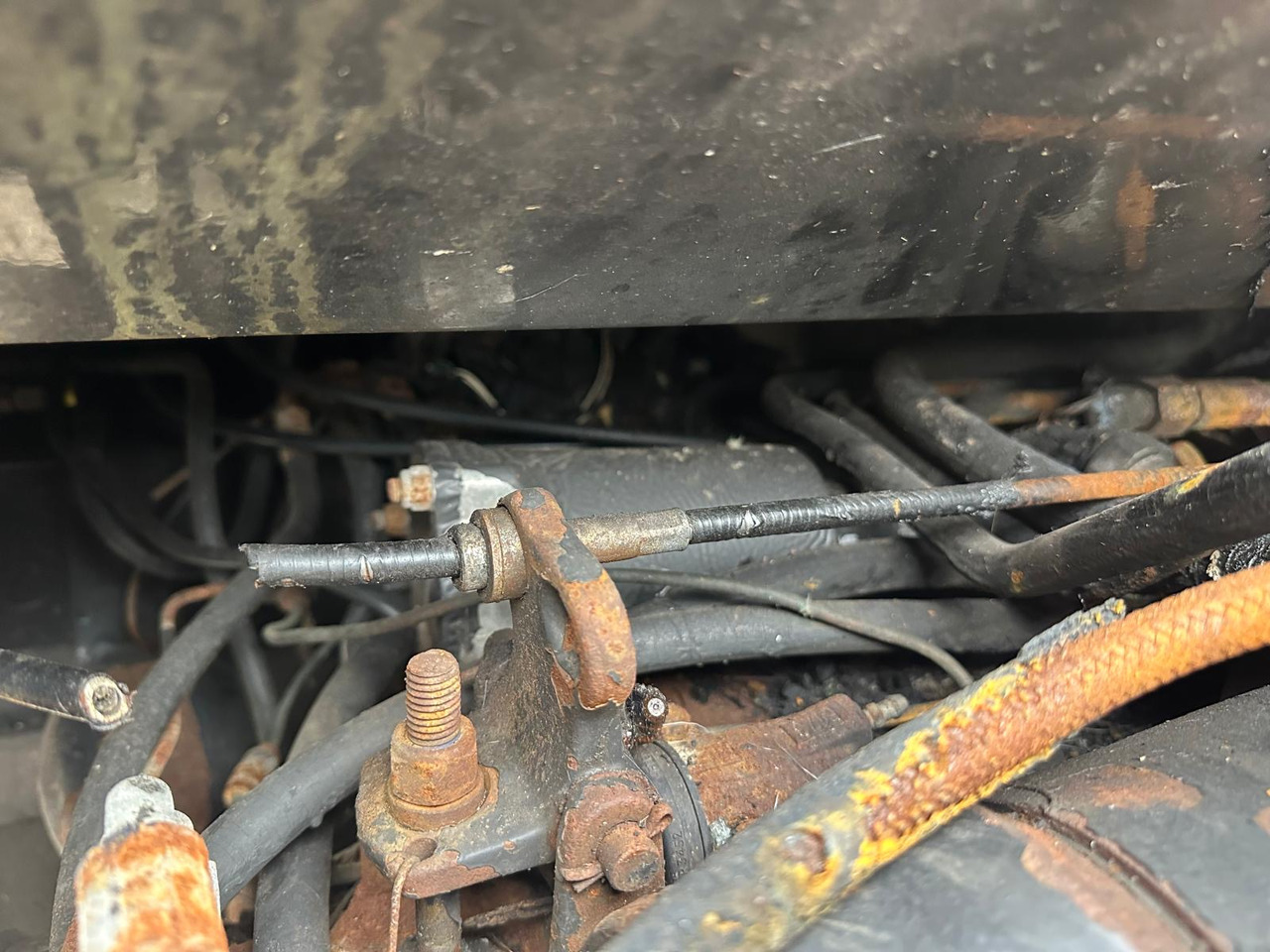 Valtra 8150 8150-4 - cała na części - Трактор: снимка 5 Valtra 8150 8150-4 - cała na części - Трактор: снимка 5