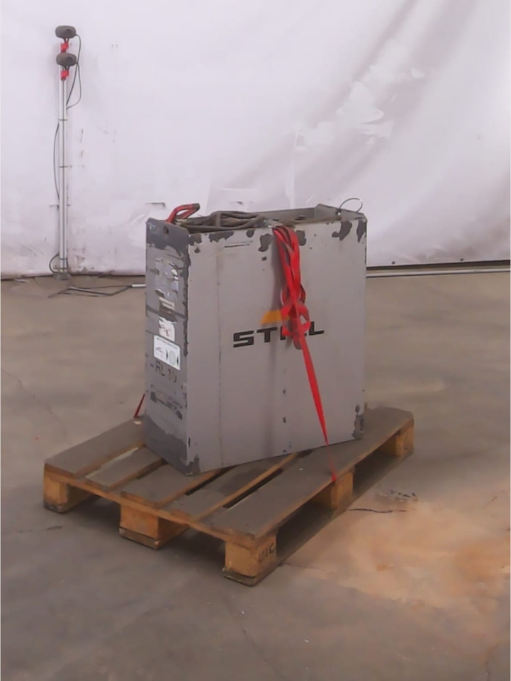 Battery 24V - Акумулатор за Подемно-транспортна техника: снимка 3 Battery 24V - Акумулатор за Подемно-транспортна техника: снимка 3
